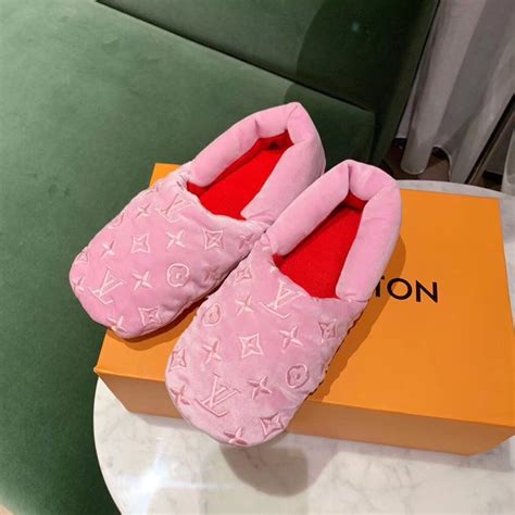 louis vuitton slippers women|louis vuitton fluffy slippers.